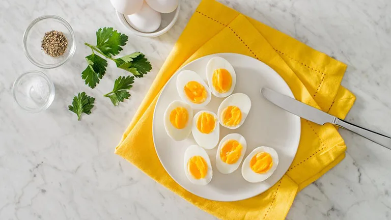 Nhổ răng khôn có được ăn trứng không?