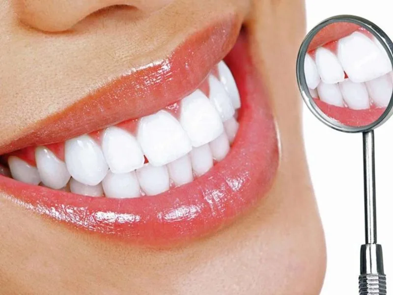 Răng rồng là gì? Trồng răng nanh rồng có ảnh hưởng gì không?
