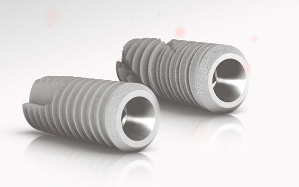 Tại sao trụ Implant Tekka Pháp được sử dụng rộng rãi