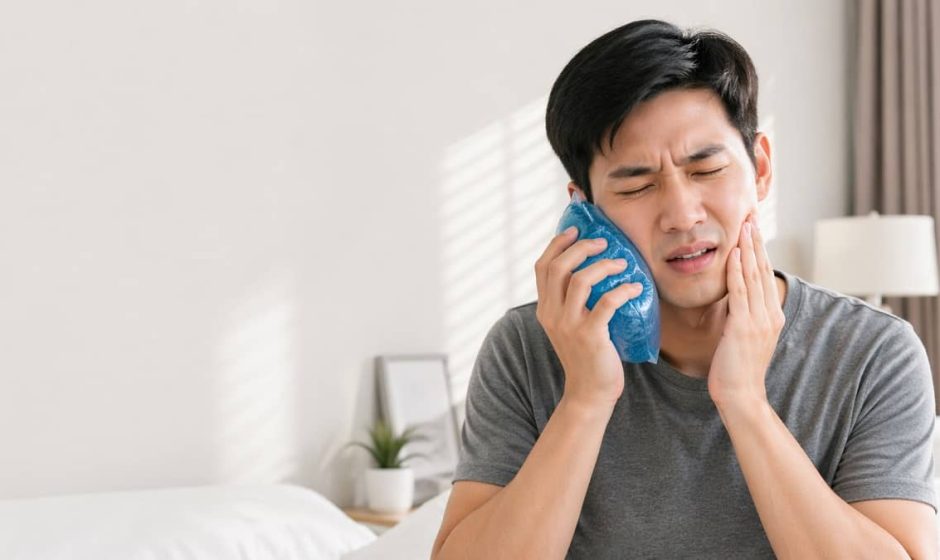 Chườm lạnh có giảm đau răng không? Sự thật cần biết